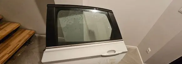 Volkswagen Jetta USA Rear door