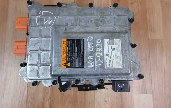 KIA Ceed Battery control module 364002B072