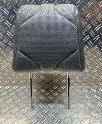 DS Automobiles 7 Crossback Front seat headrest 