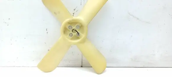 Mercedes-Benz COMPAKT W115 Fan impeller 1082050906