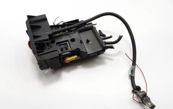 Mercedes-Benz C W204 Positive cable (battery) A2045403750