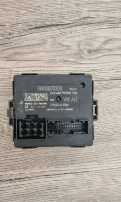 Volkswagen Golf VII Gateway control module 5WA907530B