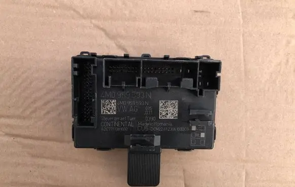 Audi Q7 4M Door control unit/module 4M0959593N A2C7711381000