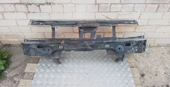 Volkswagen Polo III 6N 6N2 6NF Radiator support slam panel