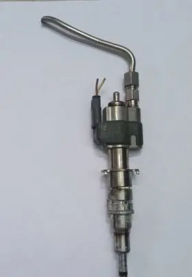 BMW 3 E90 E91 Fuel injector 7589048 758904810 1353758904810