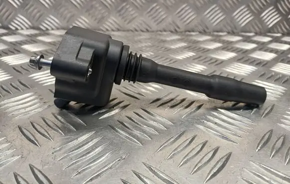 Mini Cooper F57 High voltage ignition coil 8647463 77460003
