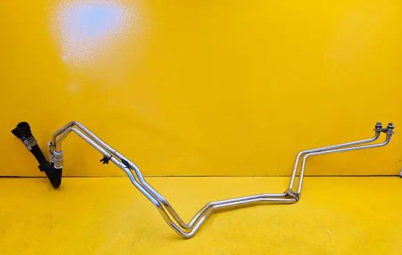 Porsche Macan (95B) Gearbox oil cooler pipe/hose 95B317818A 95B317817A