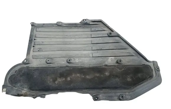 BMW 5 G30 G31 G38 Center/middle under tray cover 7455536 7340172 7487263