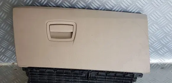 BMW 5 F10 F11 Glove box 9173907