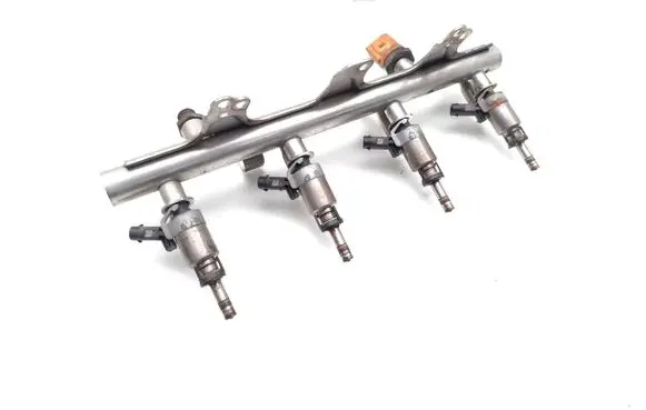 Audi A5 8T 8F Fuel injectors set 06J133317M 0261500076