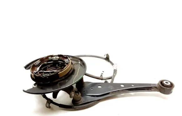 Toyota RAV 4 (XA40) Rear wheel hub
