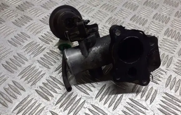 Toyota Yaris Throttle valve position sensor 36010