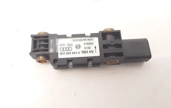Audi A6 S6 C5 4B Airbag deployment crash/impact sensor 8E0959643A 8E0959643
