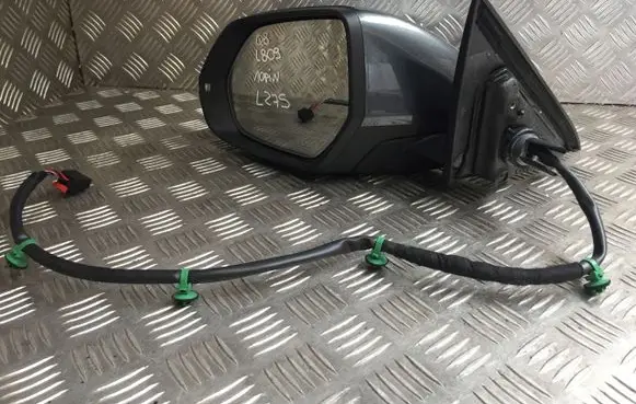 Audi Q8 Front door electric wing mirror 