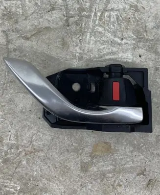 Mazda 3 II Rear door interior handle PA64GF30