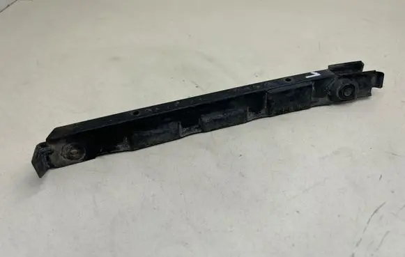 Mercedes-Benz E W211 Front bumper mounting bracket A2118801214 7835
