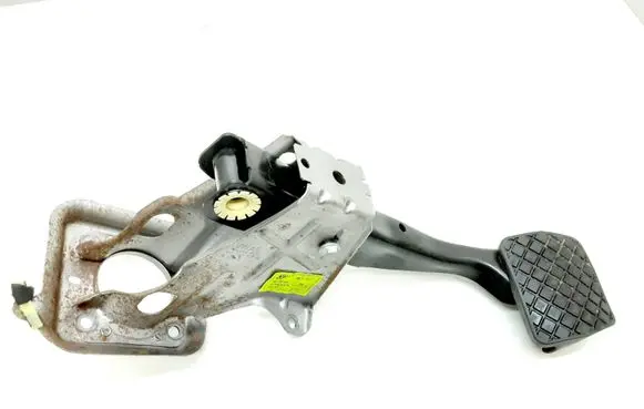 Volkswagen PASSAT B7 USA Brake pedal 1K1723057 1K1721117
