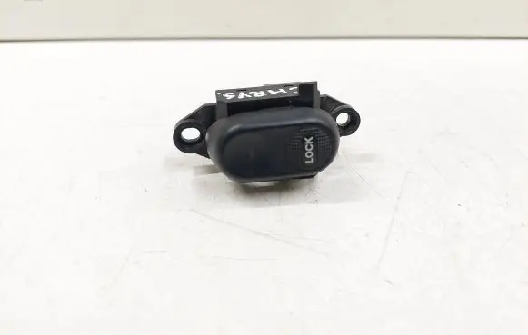 Chrysler PT Cruiser Central locking switch button 04671623AA