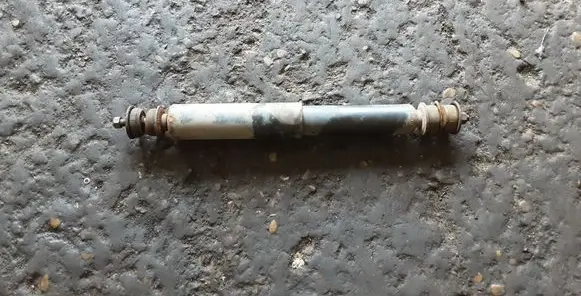 Nissan Patrol Y61 Front shock absorber/damper