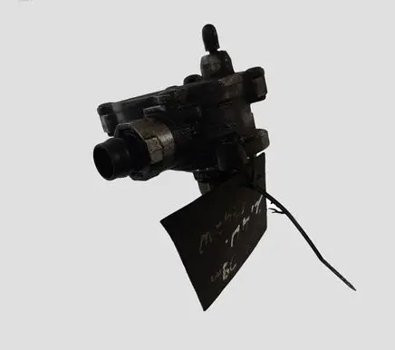 Volvo V70 Vacuum pump 31219463