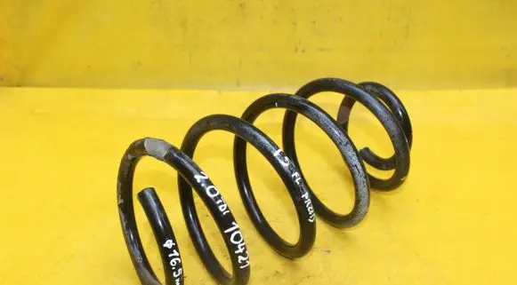 Volkswagen Transporter - Caravelle T5 Front coil spring