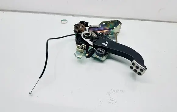 Mercedes-Benz GLK (X204) Handbrake/parking brake lever assembly A2044201684