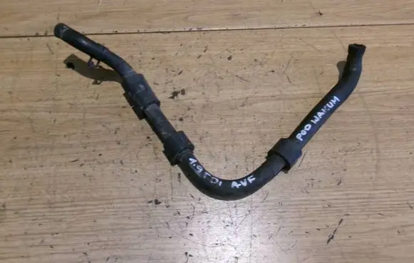 Audi A4 S4 B6 8E 8H Breather/breather pipe/hose 038121473