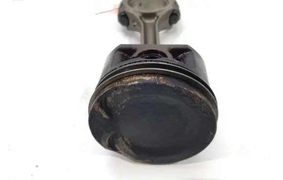 Suzuki Swift I Piston with connecting rod M15A