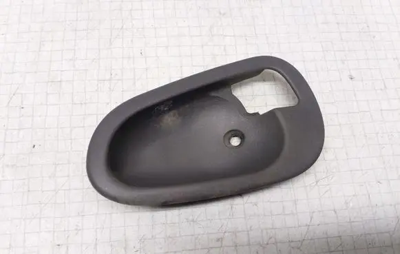 Mitsubishi Space Star Other front door trim element MR138453L