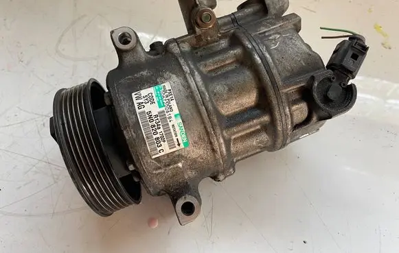 Skoda Yeti (5L) Air conditioning (A/C) compressor (pump) 5N0820803