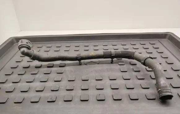 Land Rover Evoque I Engine coolant pipe/hose Bj328260ad