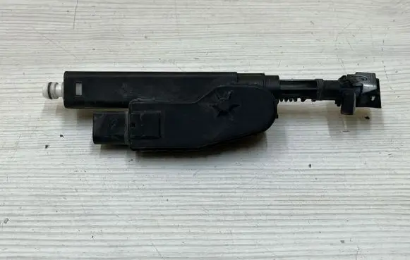 Volvo V70 Headlight washer spray nozzle A2C53108172