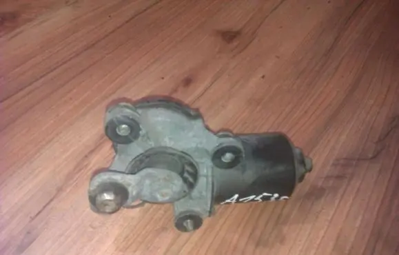 Mazda 323 Wiper motor 8492000240