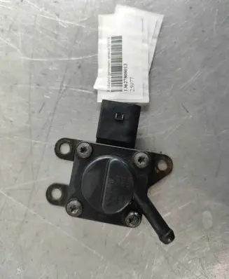BMW 5 F10 F11 Exhaust gas pressure sensor 13627808013 7808013