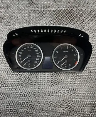 BMW 5 E60 E61 Speedometer (instrument cluster) 62.11-6 983149