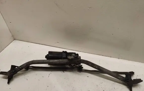 Audi A4 S4 B5 8D Front wiper linkage and motor 0390241132 058961031 0390241137