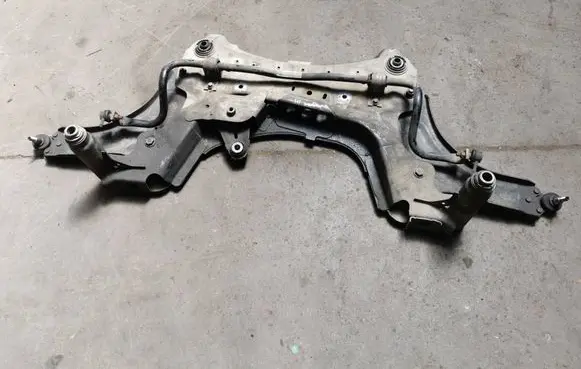 Renault Megane III Front subframe