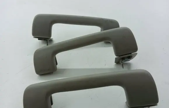 Saab 9-7X A set of handles for the ceiling 