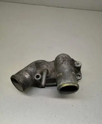 Opel Zafira A Thermostat housing 