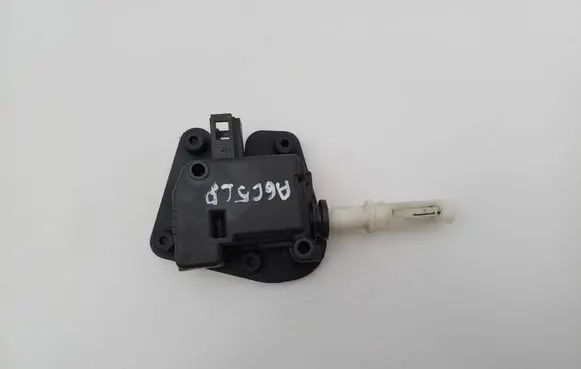 Audi A6 S6 C5 4B Tailgate boot lock/latch motor 8E9827833