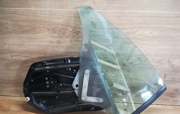 Opel Astra H Rear door window regulator with motor 13193203 13193206