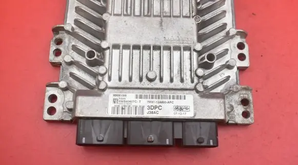 Ford Focus C-MAX Engine control unit/module ECU 7M51-12A650-APC