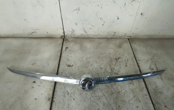 Opel Insignia A Tailgate trim 13244388