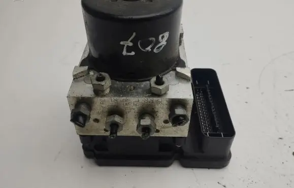 Volvo XC60 ABS Pump 31329139