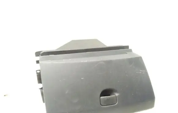 Renault Megane II Glove box set 8200078820