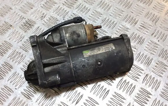 Renault Megane II Starter motor 8200628419