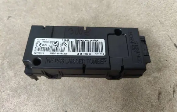 Peugeot 3008 I Bluetooth control unit module 9665183080