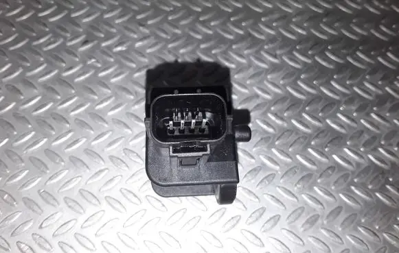 Honda CR-V Airbag deployment crash/impact sensor 5WK43786