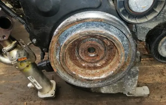 Volvo V50 Crankshaft pulley