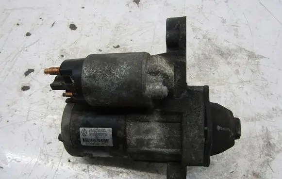 Renault Megane IV Starter motor 233000557R